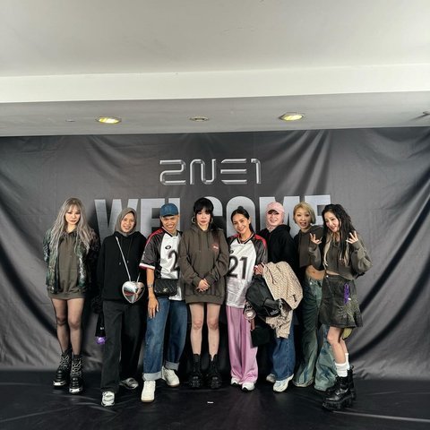 Konser Comeback 2NE1 yang Memukau dan Kontroversi Posisi Foto Nagita Slavina