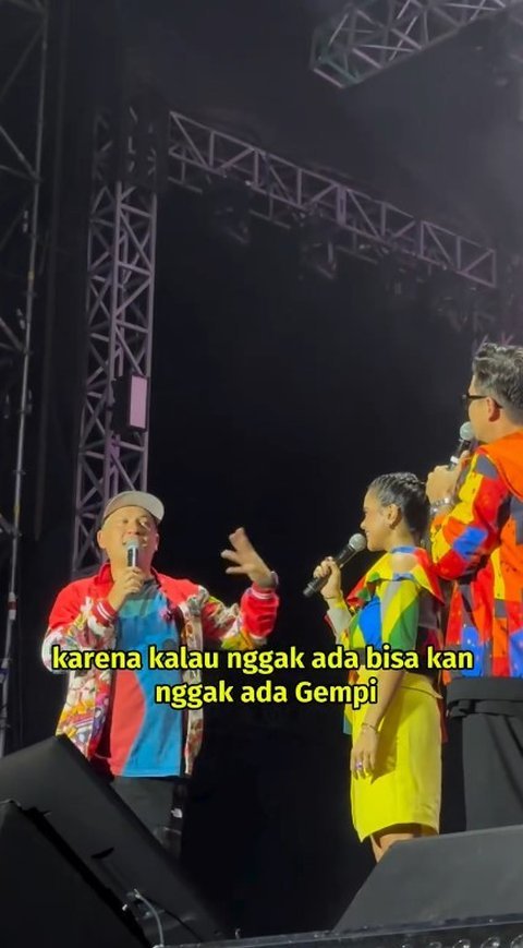 Potret Gading Marten Salting Brutal Gara-Gara Video Ngelamar Gisella Anastasia Diputar Lagi di Synchronize Fest 2024